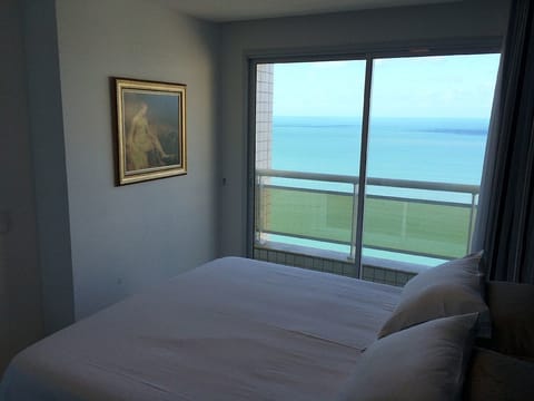 Deluxe Apartment, 2 Bedrooms, Partial Sea View | 2 bedrooms, free WiFi