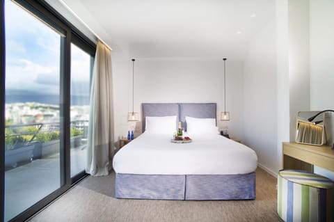 Acropolis Panorama Loft | Egyptian cotton sheets, premium bedding, pillowtop beds, in-room safe