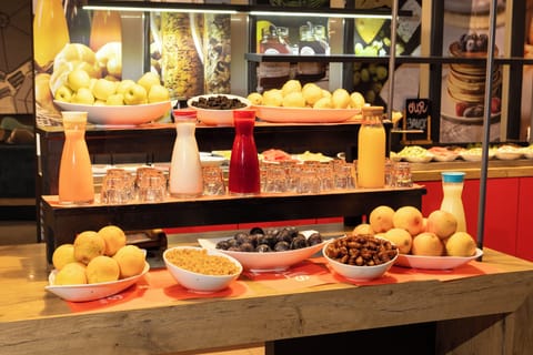 Daily buffet breakfast for a fee