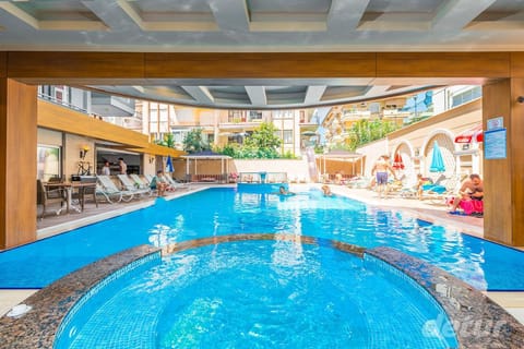 Seasonal outdoor pool