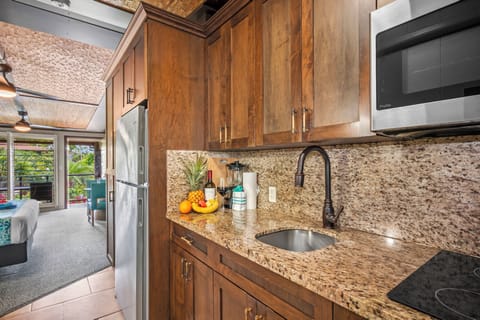 Microwave, coffee/tea maker, paper towels