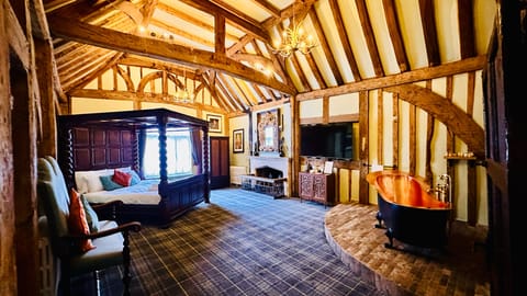 The King John Suite | Premium bedding, individually furnished, desk, iron/ironing board