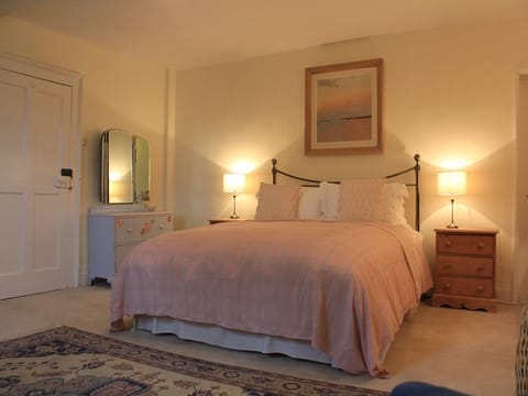 Suite, Private Bathroom | WiFi