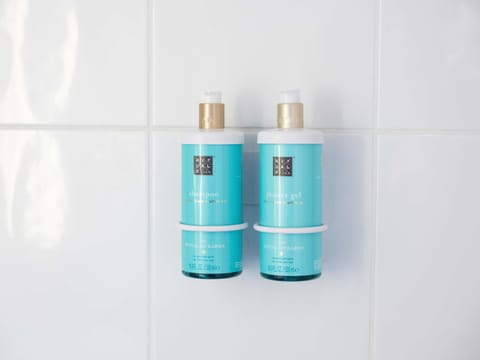 Superior Room, 1 Double Bed | Minibar, in-room safe, desk, laptop workspace