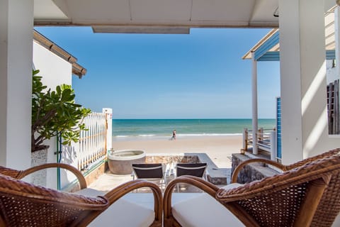 One Bedroom Beachfront suite | Balcony view