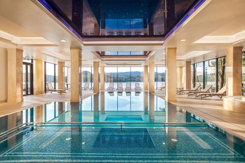 Indoor pool, seasonal outdoor pool