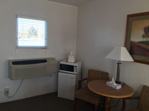 32-inch TV with cable channels