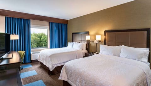 In-room safe, desk, laptop workspace, blackout drapes