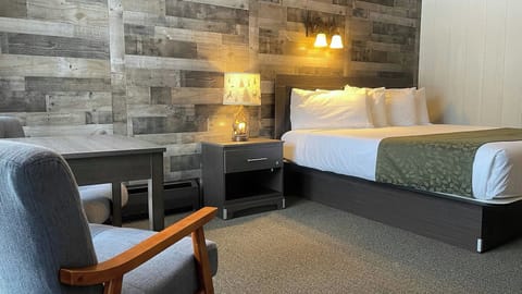 Desk, blackout drapes, iron/ironing board, free WiFi