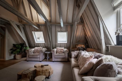 Penthouse, 1 Bedroom, Balcony (Mademoiselle Anna-Louise) | Living area | Plasma TV, fireplace, Netflix