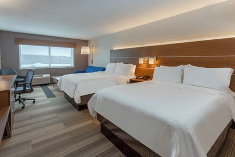 In-room safe, desk, laptop workspace, blackout drapes