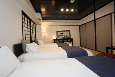 Superior Japanese Style Triple Room with Tatami (3 Twin Beds) | In-room safe, blackout drapes, free cribs/infant beds, free WiFi