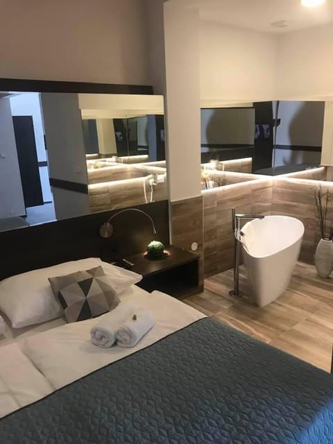 Superior Apartment | Premium bedding, minibar, desk, blackout drapes