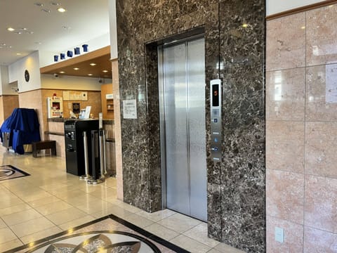 Elevator