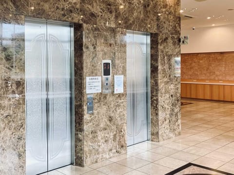 Elevator