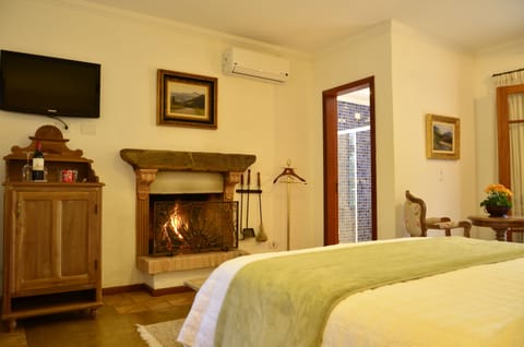 Master 2 | Minibar, blackout drapes, free WiFi, bed sheets