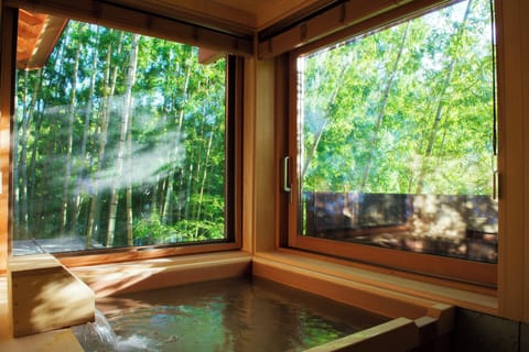 Private hot spring Suite room, Non Smoking (2 beds) [Yuragi] | 1 bedroom, premium bedding, down comforters, memory foam beds
