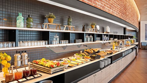 Daily buffet breakfast (EUR 19.95 per person)