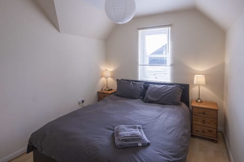 Apartment, 1 Bedroom | 1 bedroom, soundproofing, iron/ironing board, free WiFi