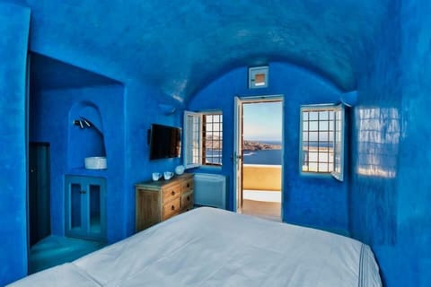 Superior Studio, Private Bathroom, Sea View (Anemi Petite House ) | Premium bedding, down comforters, memory foam beds, in-room safe