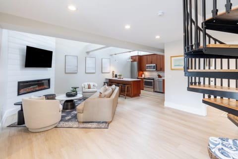 Luxury Loft, 2 Bedrooms, Fireplace | Living area | Flat-screen TV, fireplace