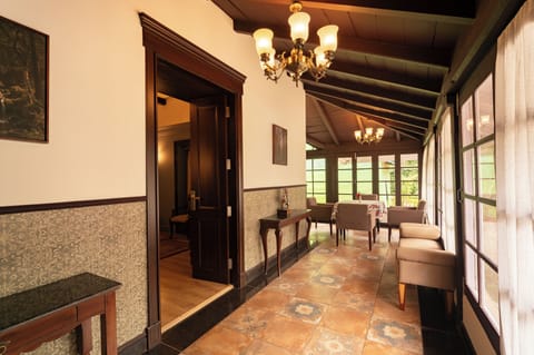Two Bed Room Heritage Cottage | Living area