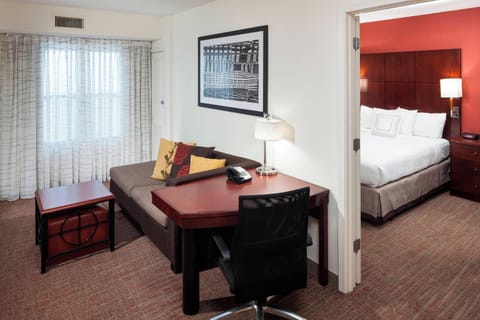 Suite, 2 Bedrooms | Premium bedding, in-room safe, desk, blackout drapes