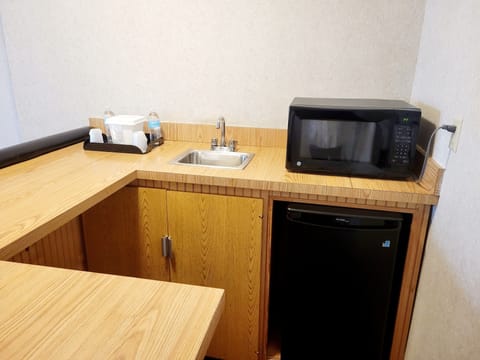 2 Room King Suite Non-Smoking, No Pets | Pillowtop beds, desk, laptop workspace, blackout drapes