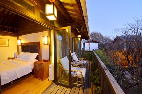 Duplex (JING) | 1 bedroom, premium bedding, in-room safe, desk