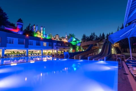 Indoor pool, 2 outdoor pools, pool umbrellas, sun loungers