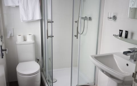 Shower, free toiletries, hair dryer, towels