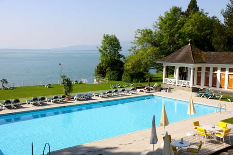 Indoor pool, outdoor pool, sun loungers