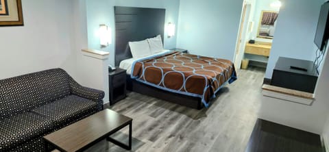 Standard Room, 1 King Bed | Free WiFi