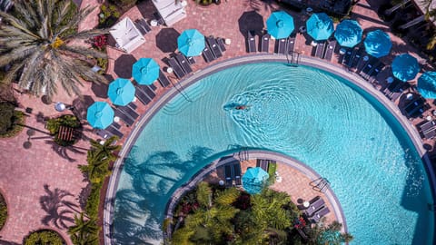 Outdoor pool, open 7:00 AM to 11:00 PM, cabanas (surcharge)