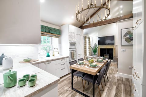 Toll Bar Luxury Villa | Private kitchen | Electric kettle