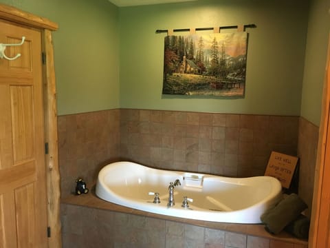 Honeymoon Double Room | Room amenity