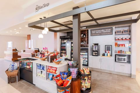 Snack bar