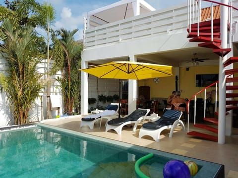 Outdoor pool, sun loungers