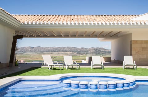 Seasonal outdoor pool, pool umbrellas