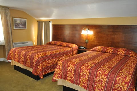 Two double beds non smoking | Balcony