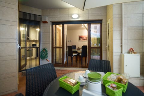 Comfort Room, 1 Bedroom | Terrace/patio