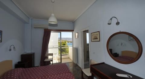 Double Room, Sea View | Blackout drapes, free WiFi, bed sheets