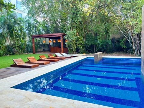 Outdoor pool, sun loungers
