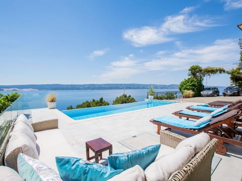 Holiday Home Swimming Pool