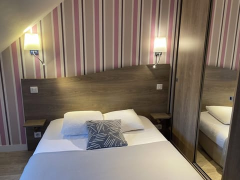 Comfort Twin Room | Desk, soundproofing, free WiFi