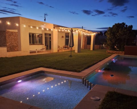 Seasonal outdoor pool, pool umbrellas, sun loungers