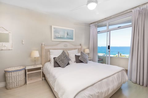 Luxury Apartment, 3 Bedrooms, Sea View, Sea Facing | 3 bedrooms, premium bedding, in-room safe, iron/ironing board