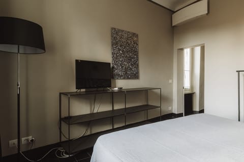 Family Suite, 1 Queen Bed with Sofa bed | Individually decorated, individually furnished, desk, blackout drapes