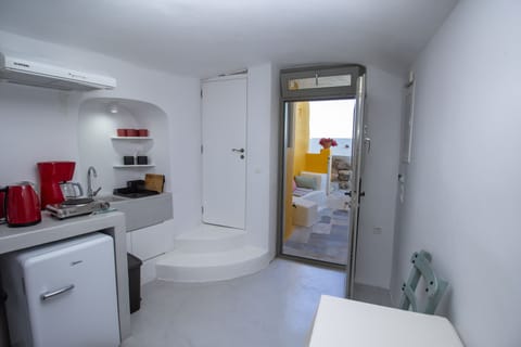 Just Blue House Dome Terrace Volcano View | Individually decorated, individually furnished, soundproofing