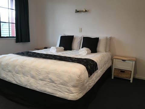 Soundproofing, iron/ironing board, travel crib, free WiFi